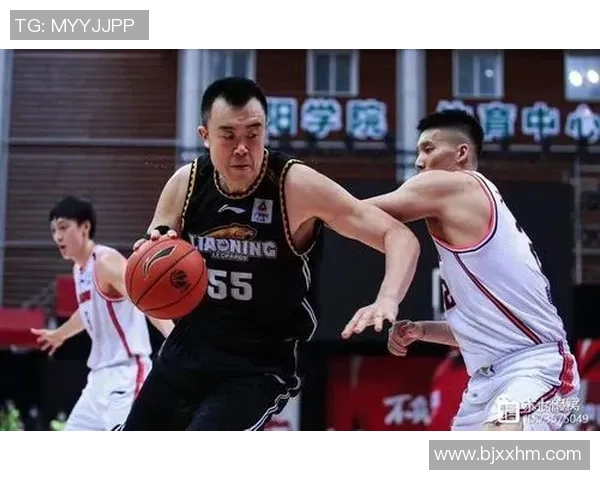 南京篮球队与武汉篮球队的较量分析与战术总结